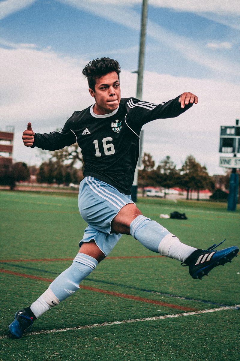 Complete Custom Team Kits Manufacturer
